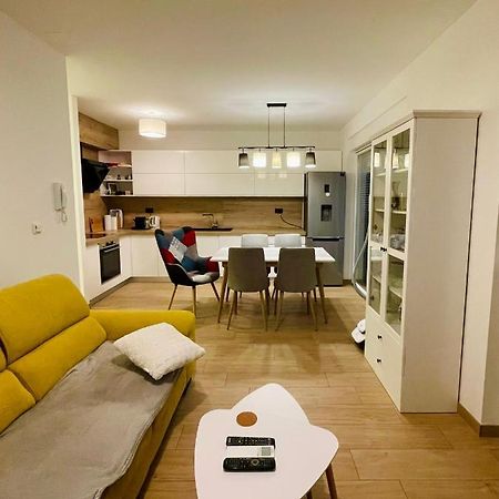 Alida Valli Apartment Каштела Екстер'єр фото
