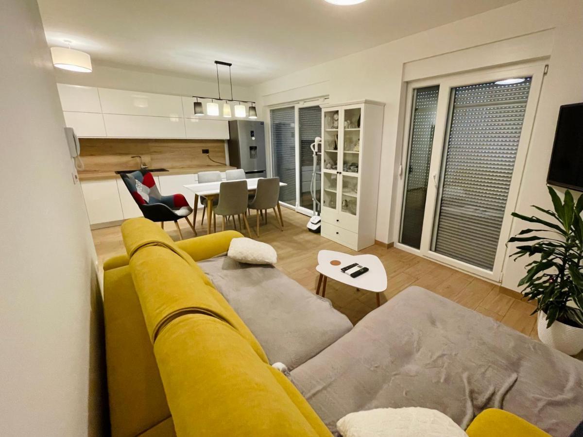 Alida Valli Apartment Каштела Екстер'єр фото