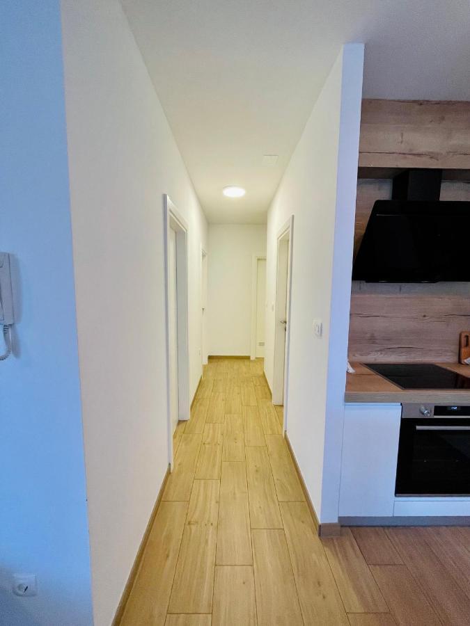 Alida Valli Apartment Каштела Екстер'єр фото